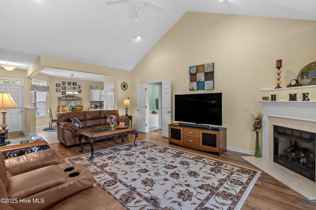 410 Kershaw Street, Calabash, NC 28467