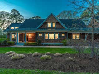 37 Cottage Cir 37, Dedham, MA 02026