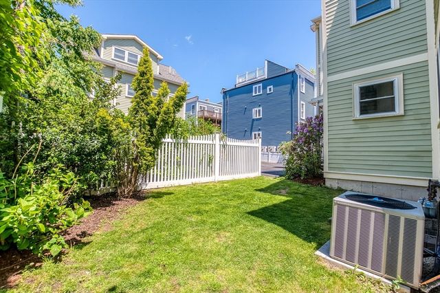 24 Custer St 1, Boston, MA 02130