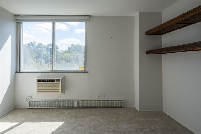 1050 Wall Street 3C, Ann Arbor, MI 48105