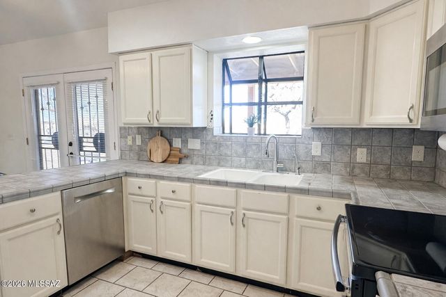 12771 E Wentworth Court, Vail, AZ 85641