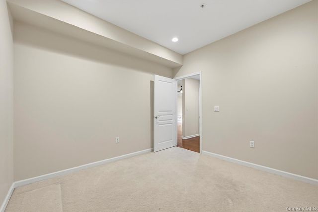30 N De Baun Avenue 203, Suffern, NY 10901