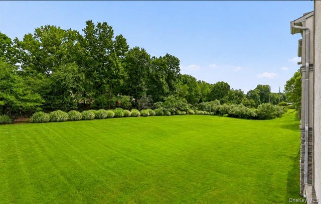 30 N De Baun Avenue 203, Suffern, NY 10901