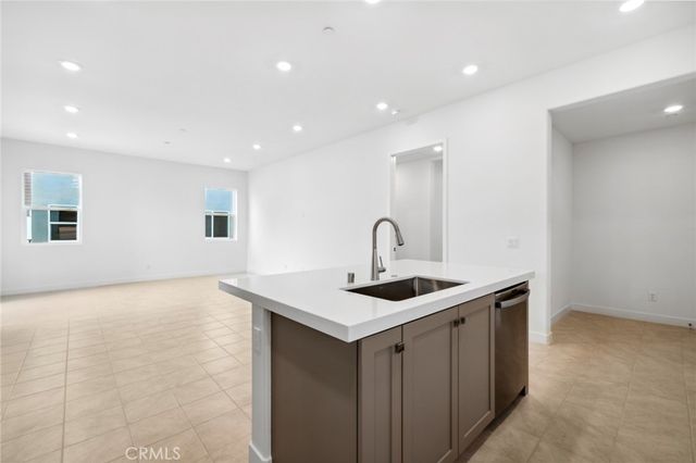 147 Baluster, Irvine, CA 92618