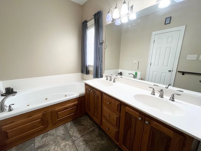 447 Sugar Trail Street, Houma, LA 70364