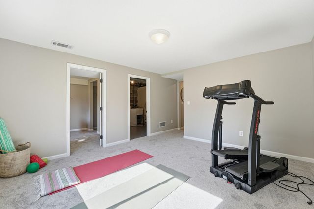 5736 Logan Avenue N, Brooklyn Center, MN 55430