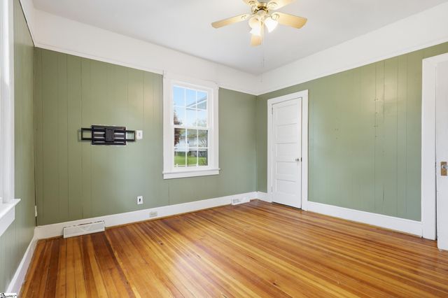 6 Crest Street, Lyman, SC 29365