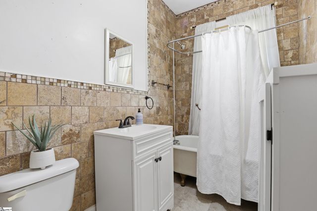 6 Crest Street, Lyman, SC 29365