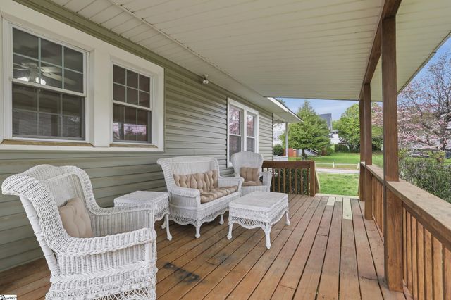 6 Crest Street, Lyman, SC 29365