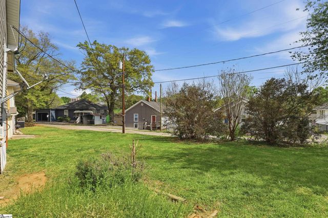 6 Crest Street, Lyman, SC 29365