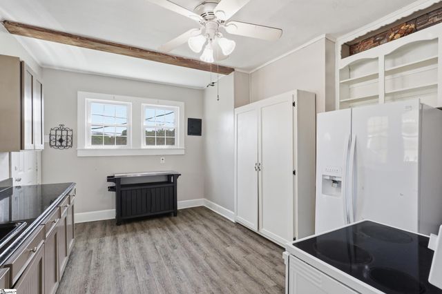 6 Crest Street, Lyman, SC 29365