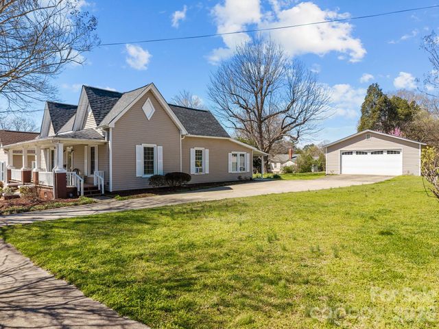 414 S Spencer Avenue, Spencer, NC 28159