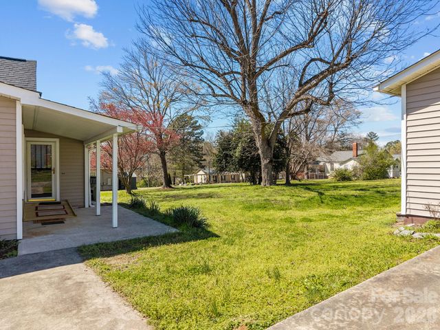 414 S Spencer Avenue, Spencer, NC 28159