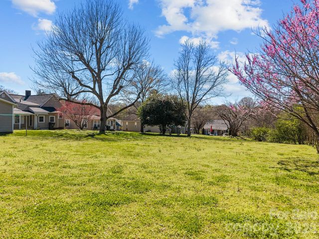 414 S Spencer Avenue, Spencer, NC 28159