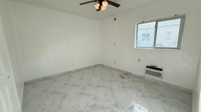 832 NW 10th Street 1, Hallandale Beach, FL 33009