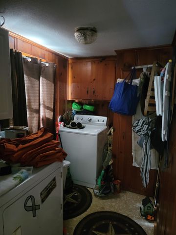 10510 S Main St, Overton, TX 75684