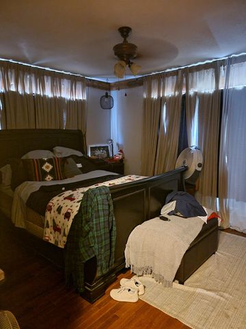 10510 S Main St, Overton, TX 75684