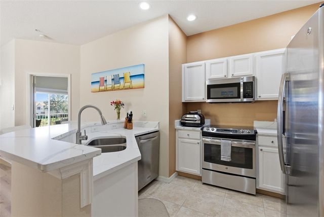 3778 PARKRIDGE CIRCLE 23-201, Sarasota, FL 34243