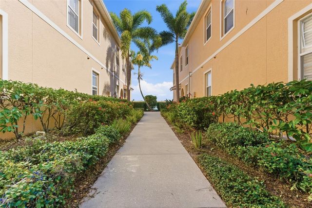 3778 PARKRIDGE CIRCLE 23-201, Sarasota, FL 34243