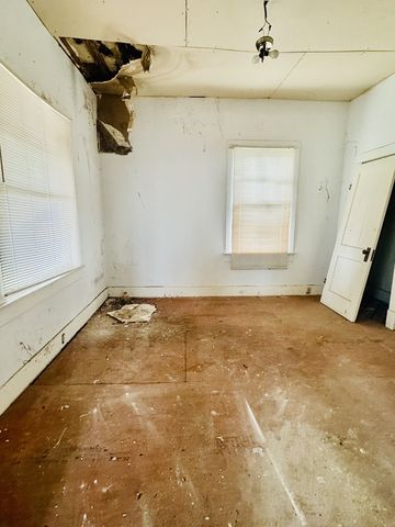 228 Church St, Andalusia, AL 36420