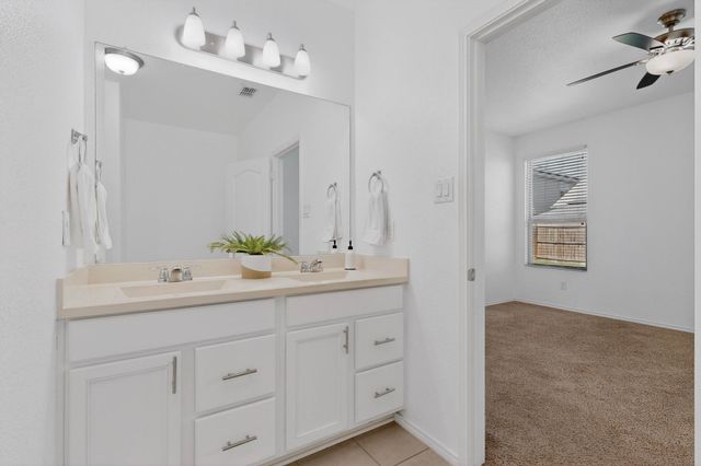 6212 Topsail Drive, Fort Worth, TX 76179