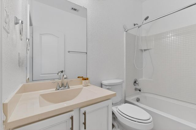 6212 Topsail Drive, Fort Worth, TX 76179