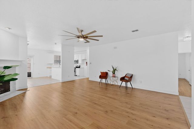 6212 Topsail Drive, Fort Worth, TX 76179