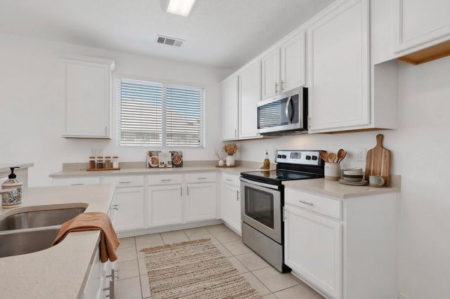 6212 Topsail Drive, Fort Worth, TX 76179