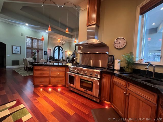 8 Torrey Pines Court, Mcalester, OK 74501