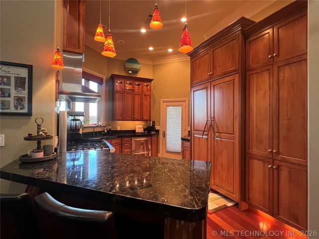 8 Torrey Pines Court, Mcalester, OK 74501