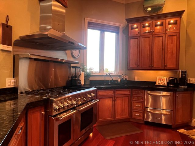 8 Torrey Pines Court, Mcalester, OK 74501