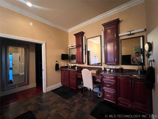 8 Torrey Pines Court, Mcalester, OK 74501