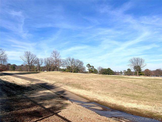 8 Torrey Pines Court, Mcalester, OK 74501