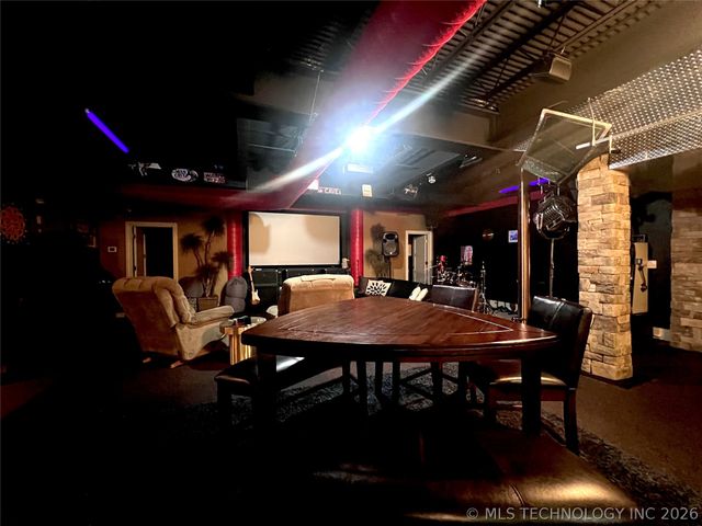 8 Torrey Pines Court, Mcalester, OK 74501