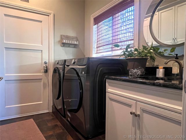 8 Torrey Pines Court, Mcalester, OK 74501