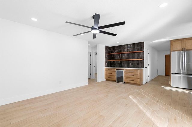 1972 VIENNA AVENUE, Deltona, FL 32725