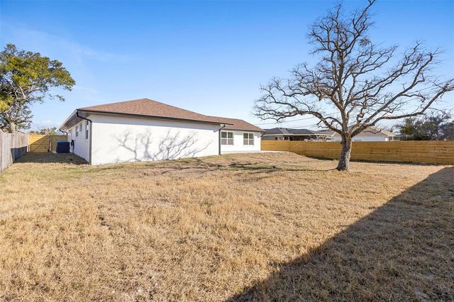 1972 VIENNA AVENUE, Deltona, FL 32725