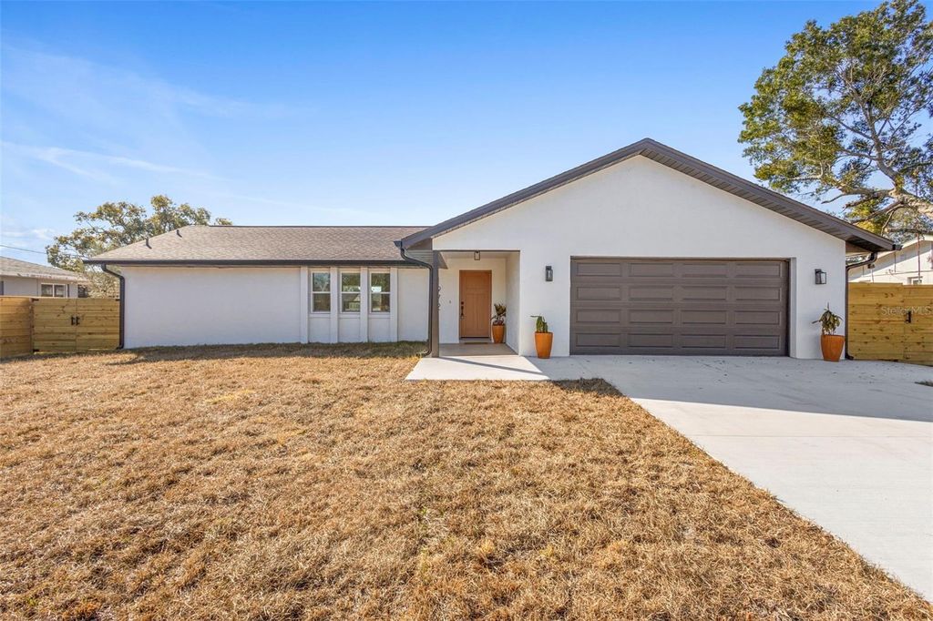 1972 VIENNA AVENUE, Deltona, FL 32725