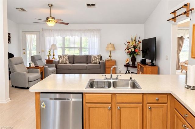 3006 SW 15th PL, Cape Coral, FL 33914