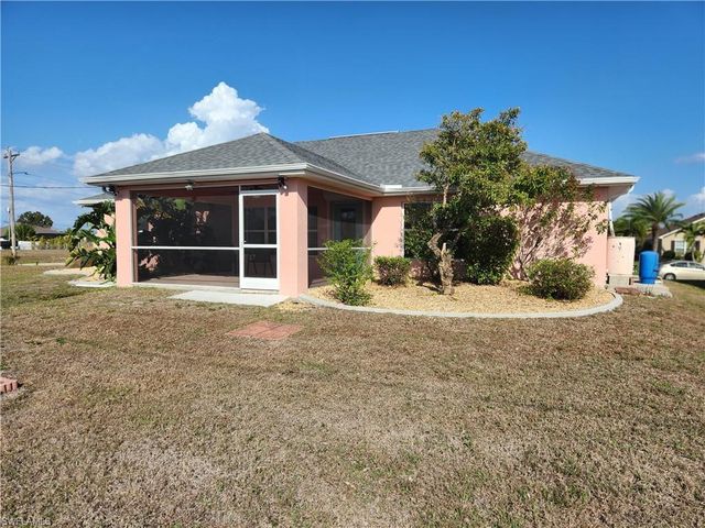 3006 SW 15th PL, Cape Coral, FL 33914