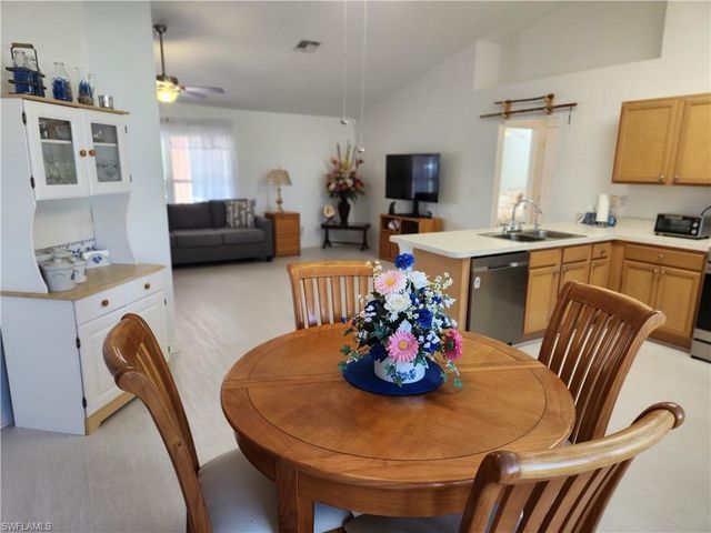 3006 SW 15th PL, Cape Coral, FL 33914