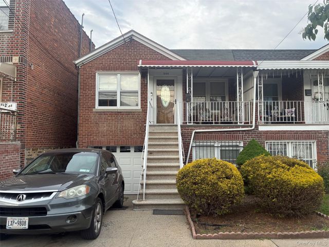 1844 Tomlinson Avenue, Bronx, NY 10461