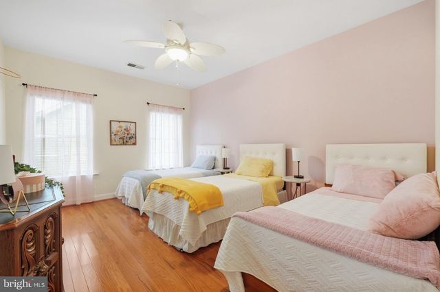 216 SALTGRASS DR, Glen Burnie, MD 21060