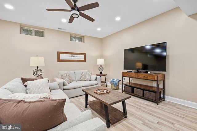216 SALTGRASS DR, Glen Burnie, MD 21060