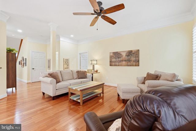 216 SALTGRASS DR, Glen Burnie, MD 21060