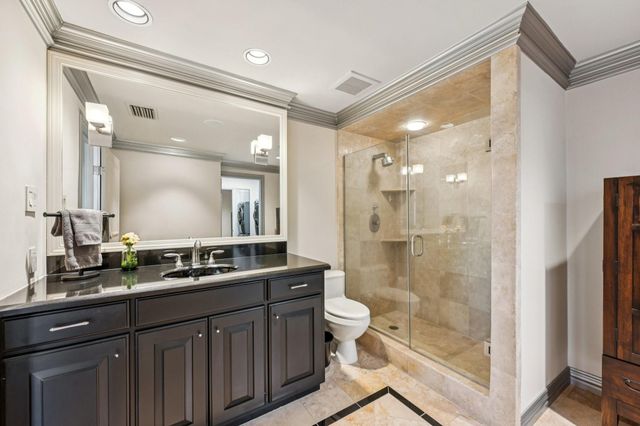 49 Briar Hollow Lane 702, Houston, TX 77027