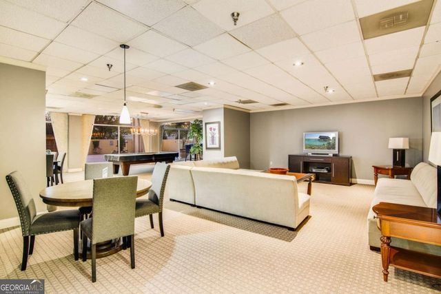 2479 Peachtree Road NE 305, Atlanta, GA 30305