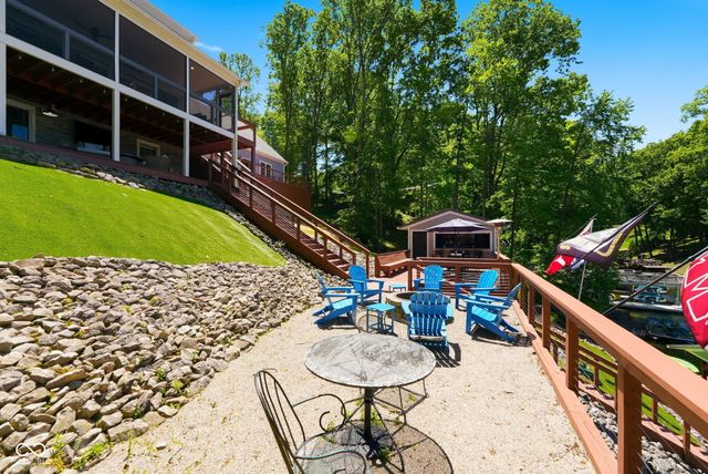 7573 Hummingbird Drive, Nineveh, IN 46164