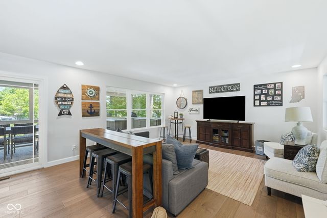 7573 Hummingbird Drive, Nineveh, IN 46164