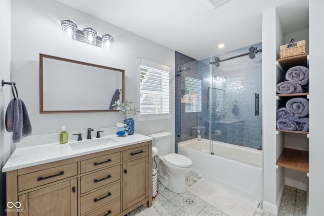 7573 Hummingbird Drive, Nineveh, IN 46164